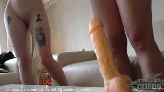 Hazing chicks nahian, hainbat dildos ikusteko nola big da handiegia