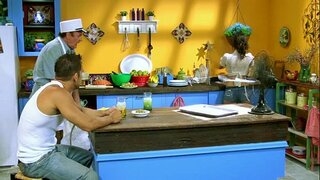 Yurizan Beltran Халуун &amp;amp; Тачаангуй