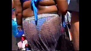 Bhidio-Day2k4.1-Ass2Sweet!