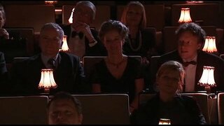 Celia Jones - bir shisha va baseballbat bilan lezbiyen-qo&#039;pol ko&#039;rsatish