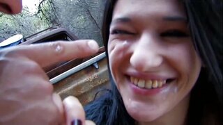 Lisa mea kakara, me te tangata e fucked tona kaihe nui i roto i te ngahere