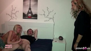 Роговой ИФОМ менен мега сиськами ловит өзүнүн мыкты подругу, возящуюся жана разговаривающую втроем Роговой ИФОМ менен мега сиськами ловит өзүнүн мыкты подругу, возящуюся жана разговаривающую втроем
