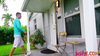 Браттизис - Ария Бэнкс